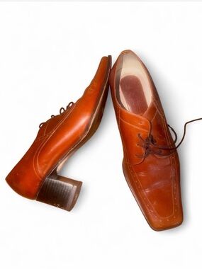 1970 Leather Lace-Up Dress Shoes in Cognac Brown
